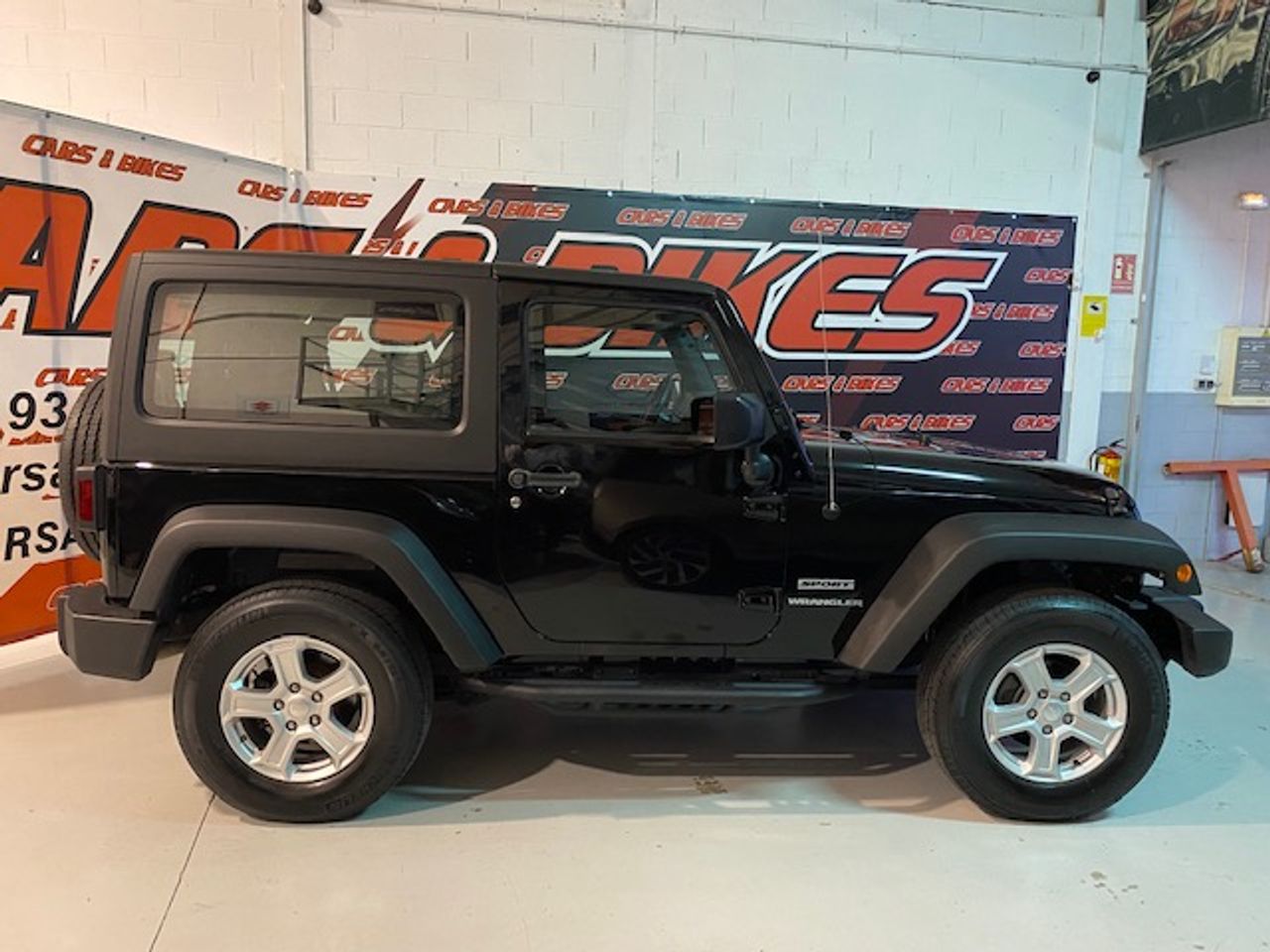 Jeep Wrangler WRANGLER 3.6 - Foto 8