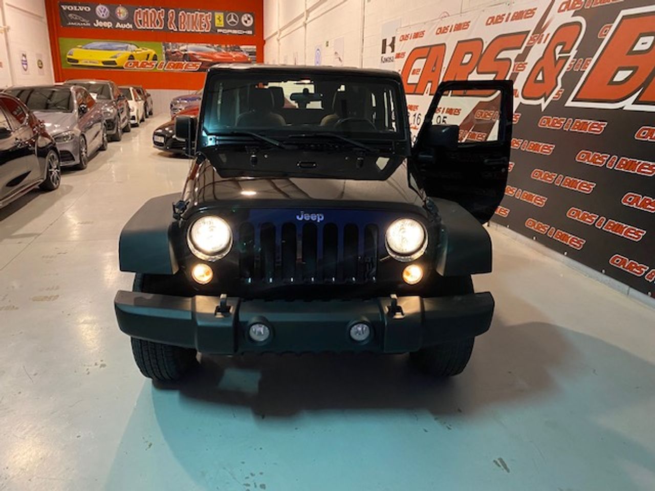 Jeep Wrangler WRANGLER 3.6 - Foto 23