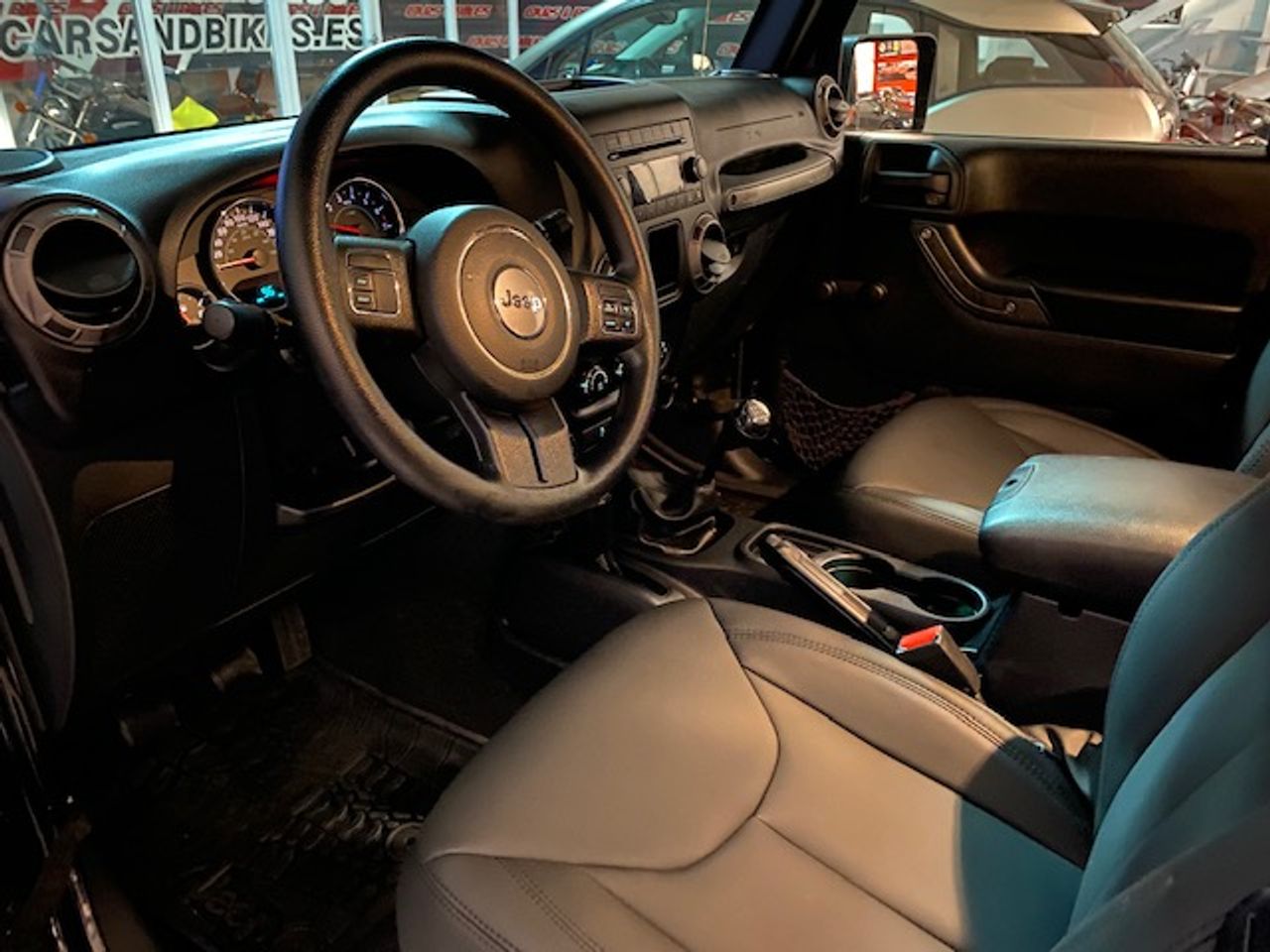 Jeep Wrangler WRANGLER 3.6 - Foto 14