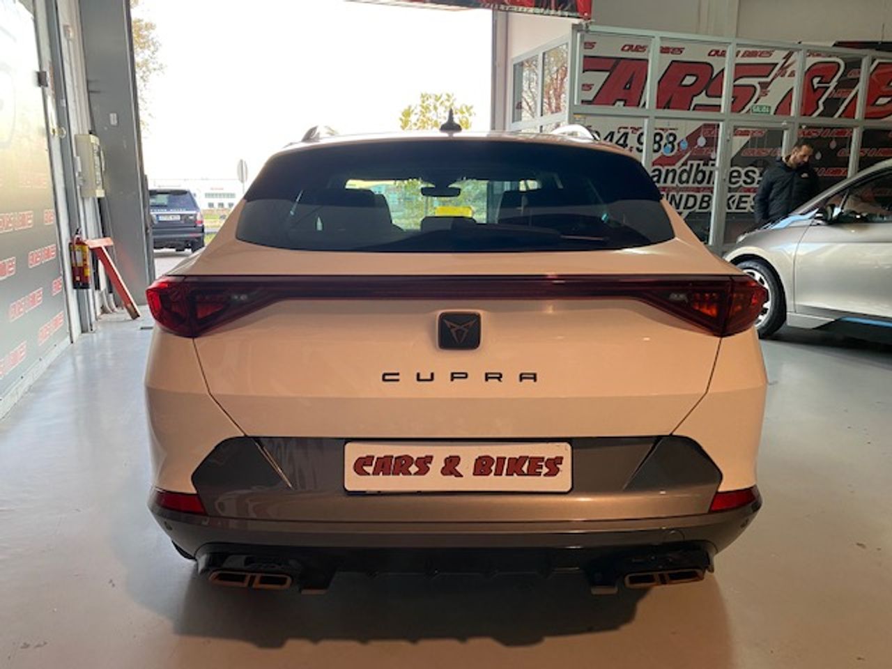 Cupra Formentor 1.4 eHybrid 150kW 204 CV DSG - Foto 9