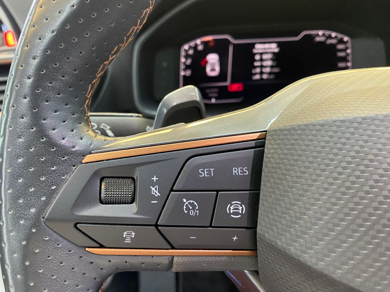 Cupra Formentor 1.4 eHybrid 150kW 204 CV DSG - Foto 30