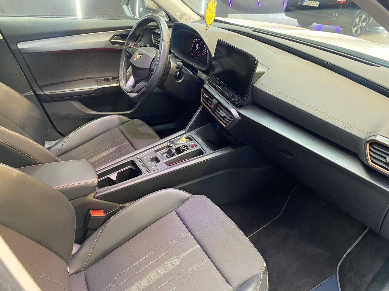 Cupra Formentor 1.4 eHybrid 150kW 204 CV DSG - Foto 29