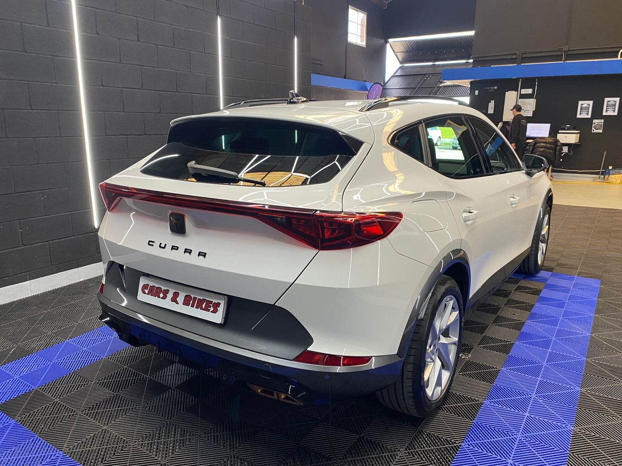Cupra Formentor 1.4 eHybrid 150kW 204 CV DSG - Foto 12