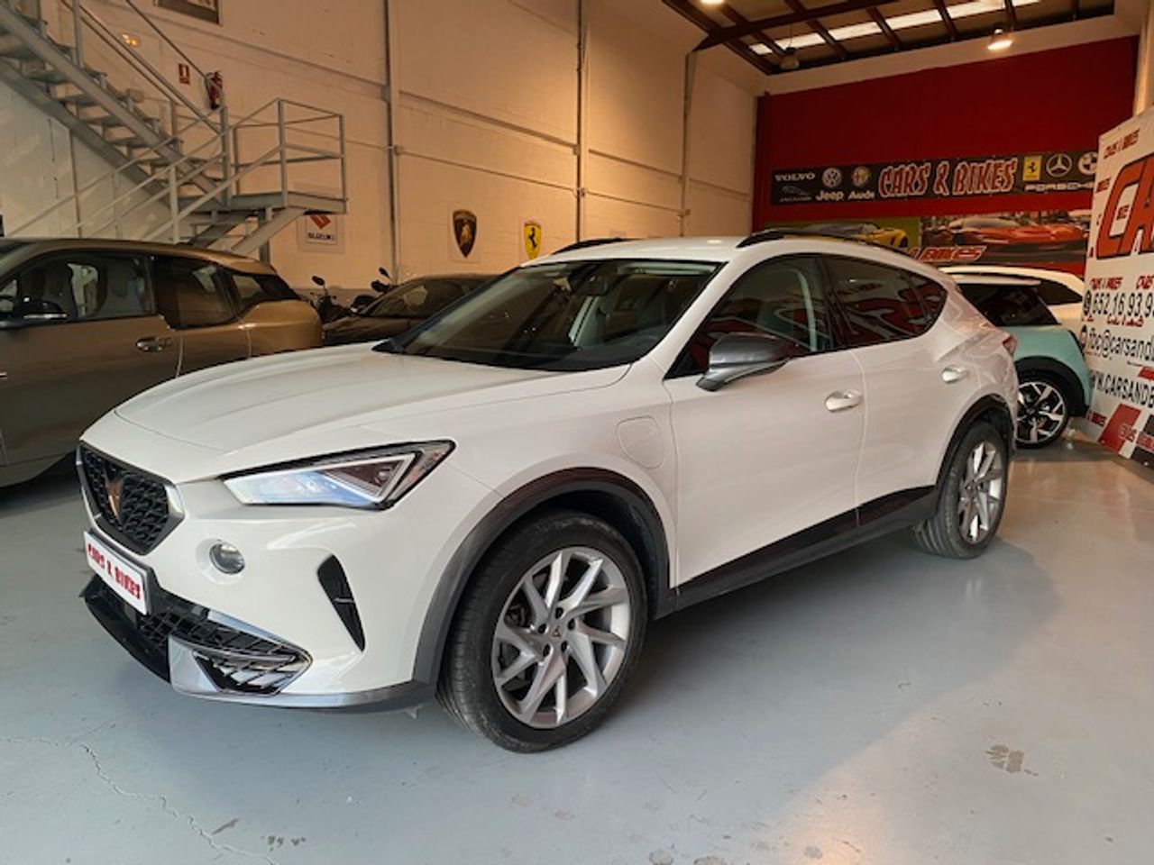 Cupra Formentor 1.4 eHybrid 150kW 204 CV DSG - Foto 6