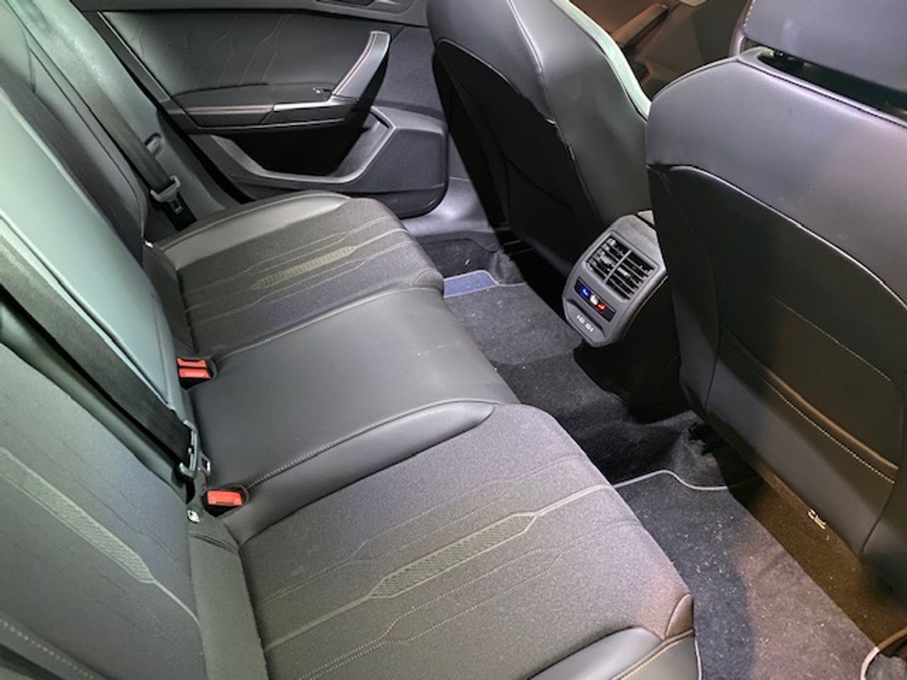 Cupra Formentor 1.4 eHybrid 150kW 204 CV DSG - Foto 22