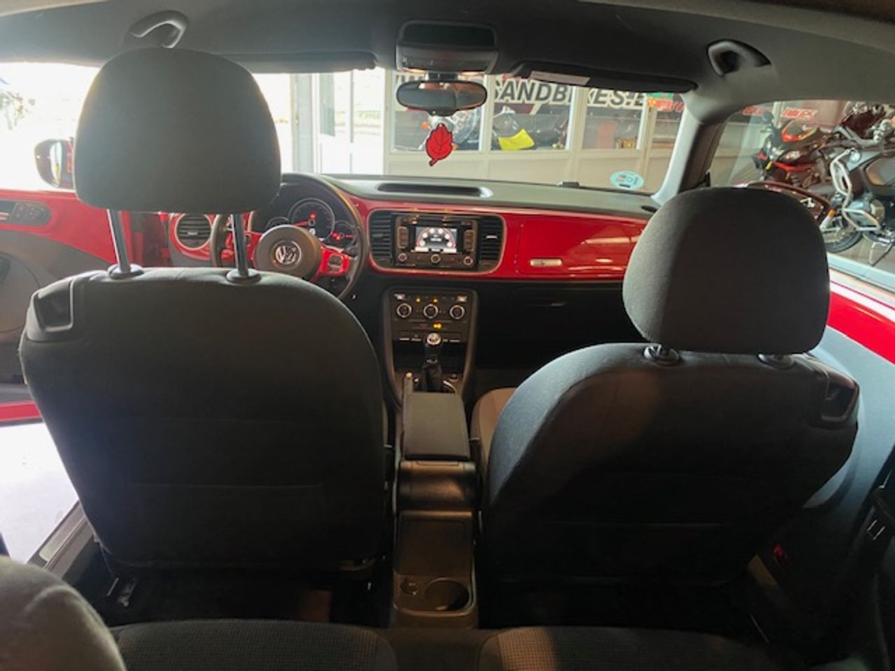 Volkswagen New Beetle 1.2 TSI 105cv Fender Edition - Foto 27