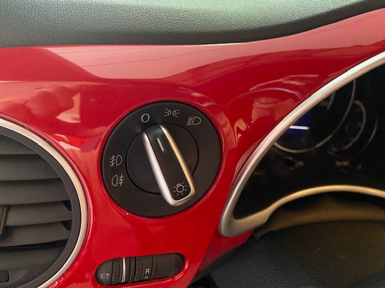 Volkswagen New Beetle 1.2 TSI 105cv Fender Edition - Foto 22