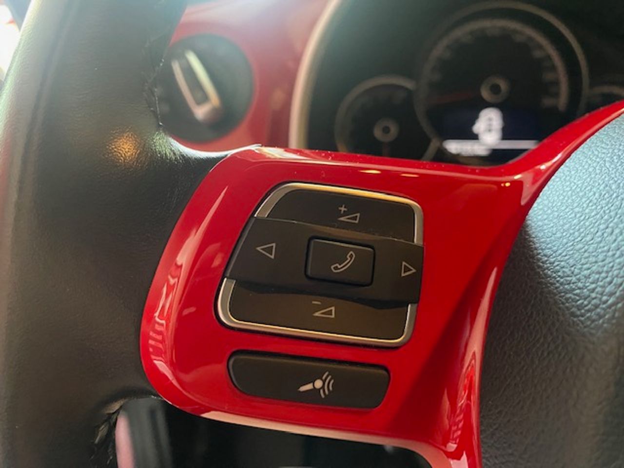 Volkswagen New Beetle 1.2 TSI 105cv Fender Edition - Foto 21