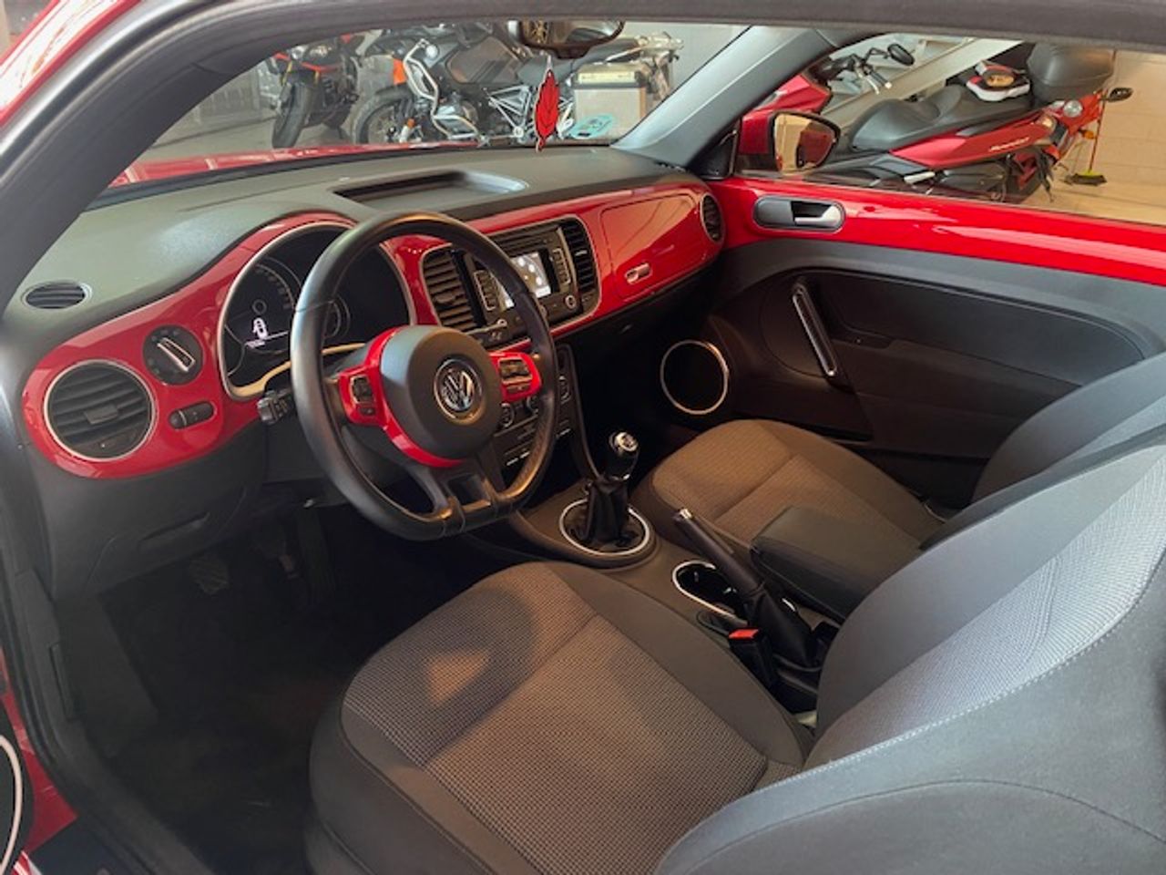 Volkswagen New Beetle 1.2 TSI 105cv Fender Edition - Foto 14