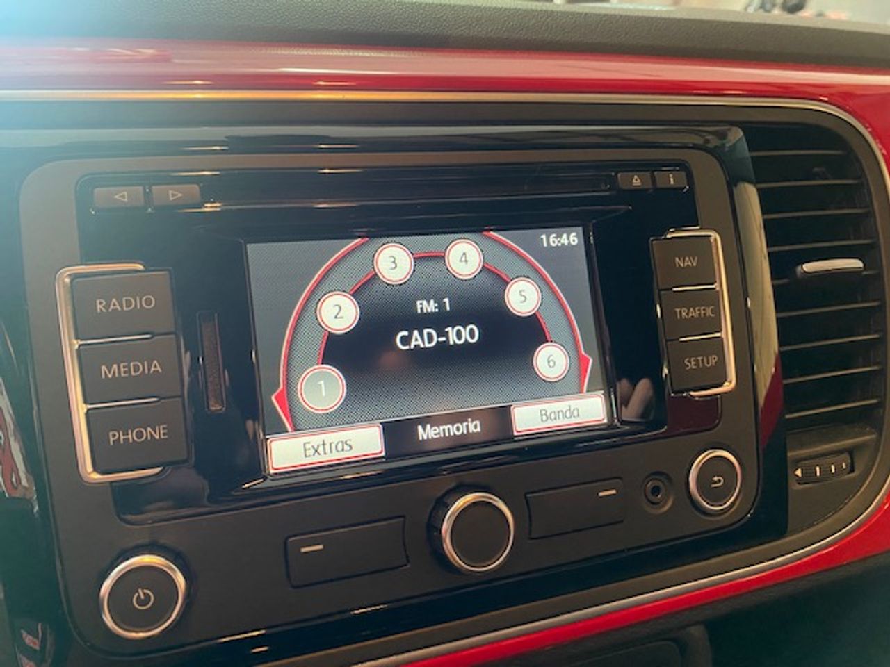 Volkswagen New Beetle 1.2 TSI 105cv Fender Edition - Foto 19