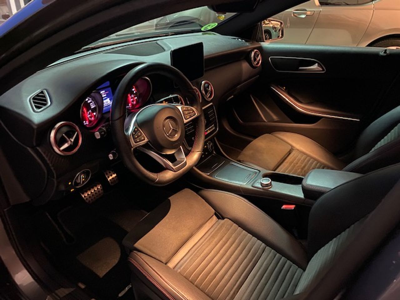 Mercedes Clase A A 200 d 7G-DCT - Foto 13