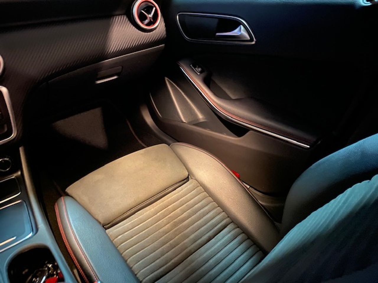 Mercedes Clase A A 200 d 7G-DCT - Foto 17