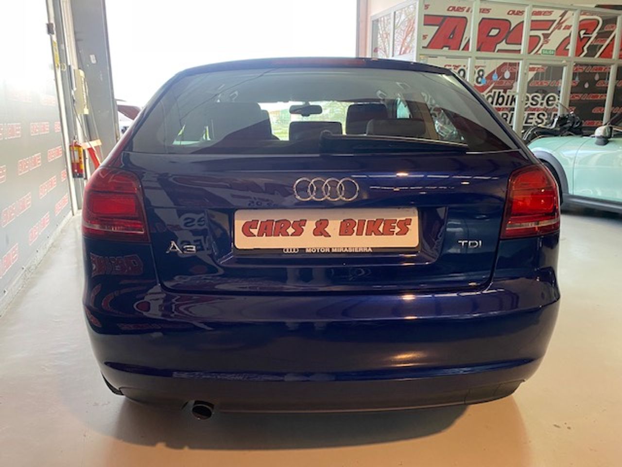 Audi A3 1.6 TDI AMBIENTE - Foto 7
