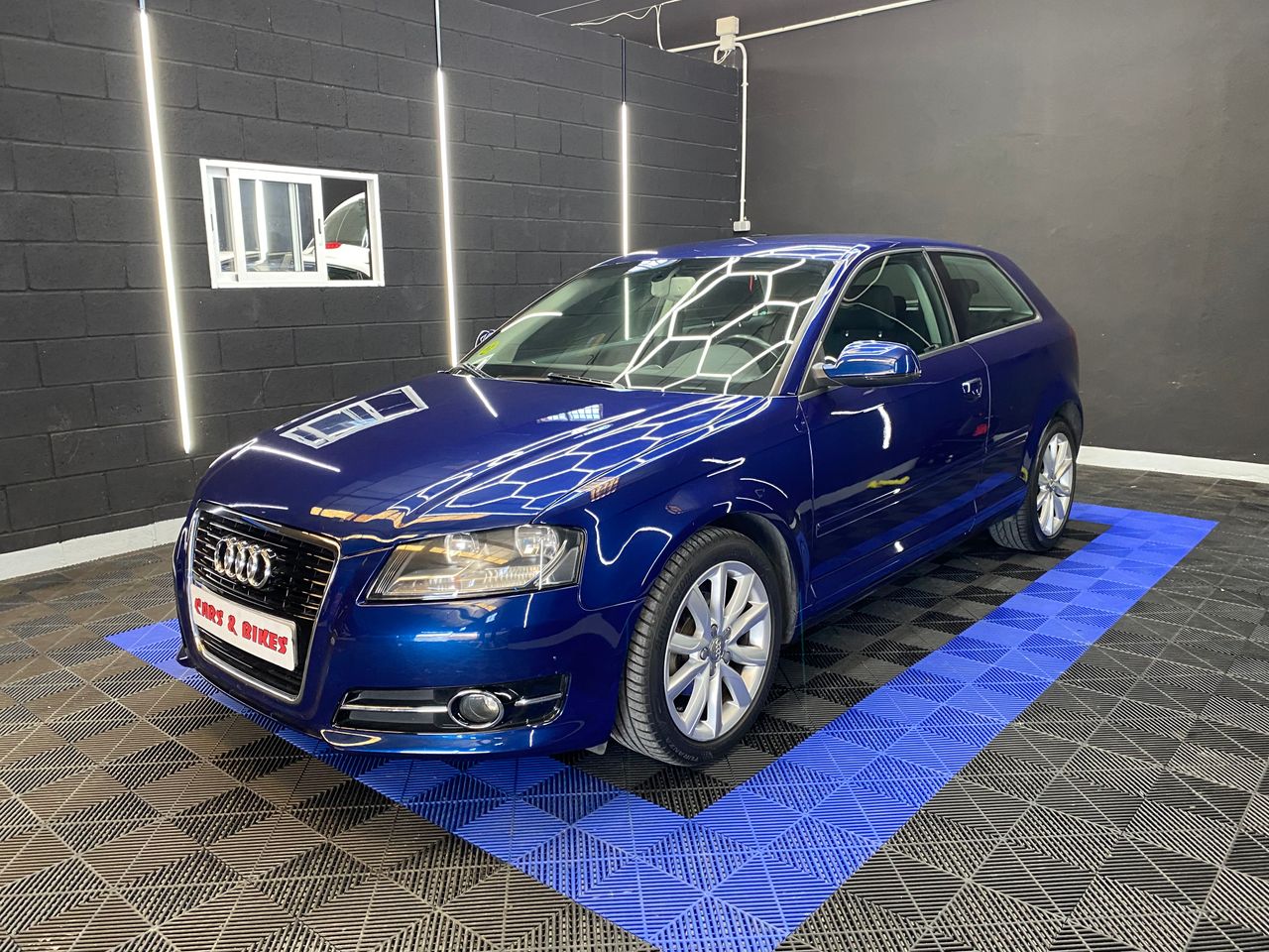 Audi A3 1.6 TDI AMBIENTE - Foto 13