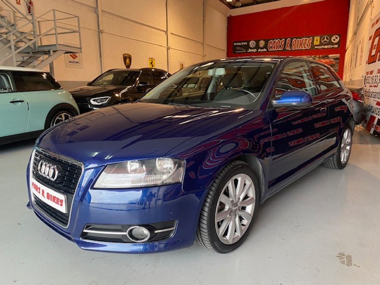 Audi A3 1.6 TDI AMBIENTE - Foto 4