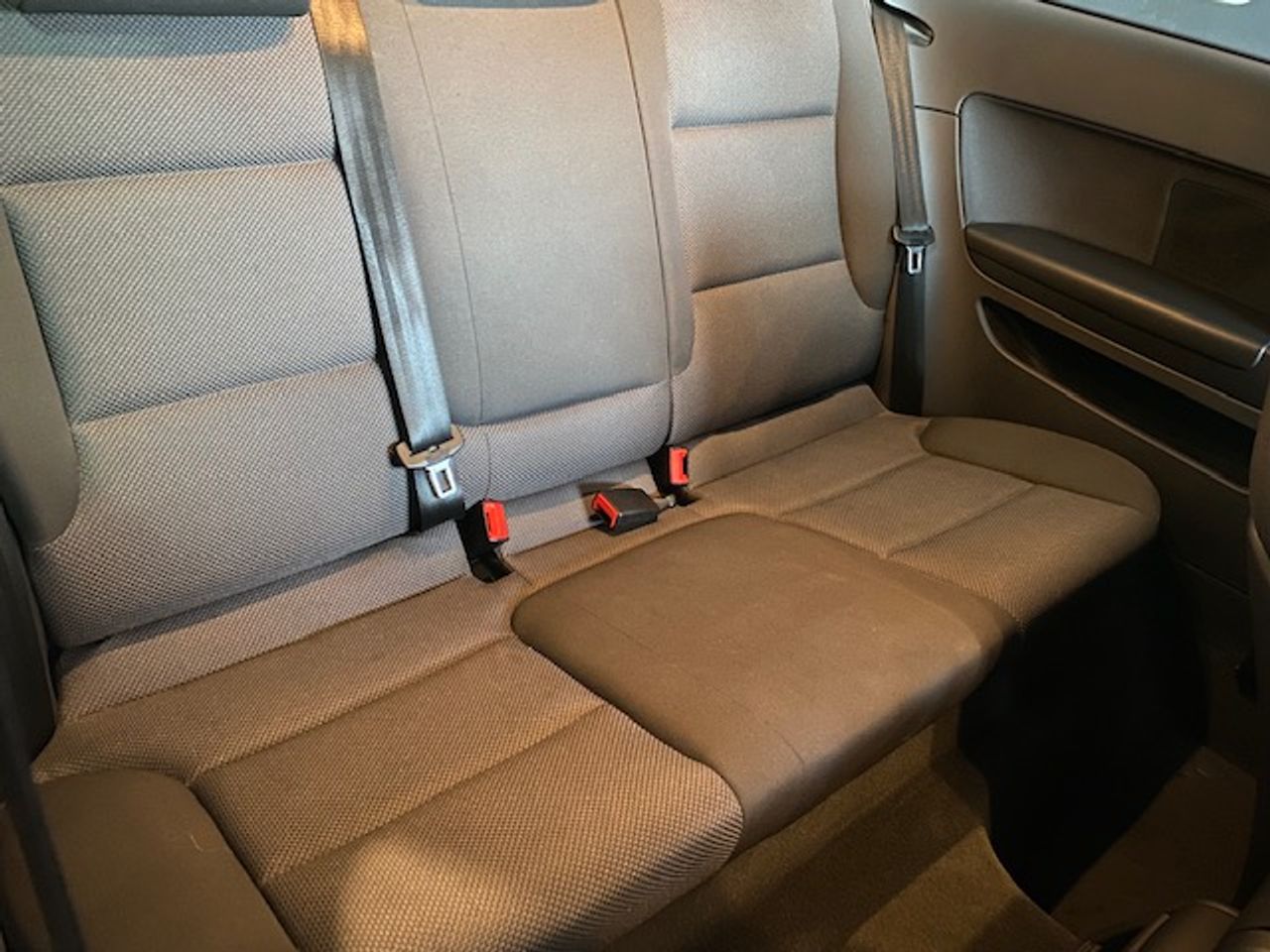 Audi A3 1.6 TDI AMBIENTE - Foto 18