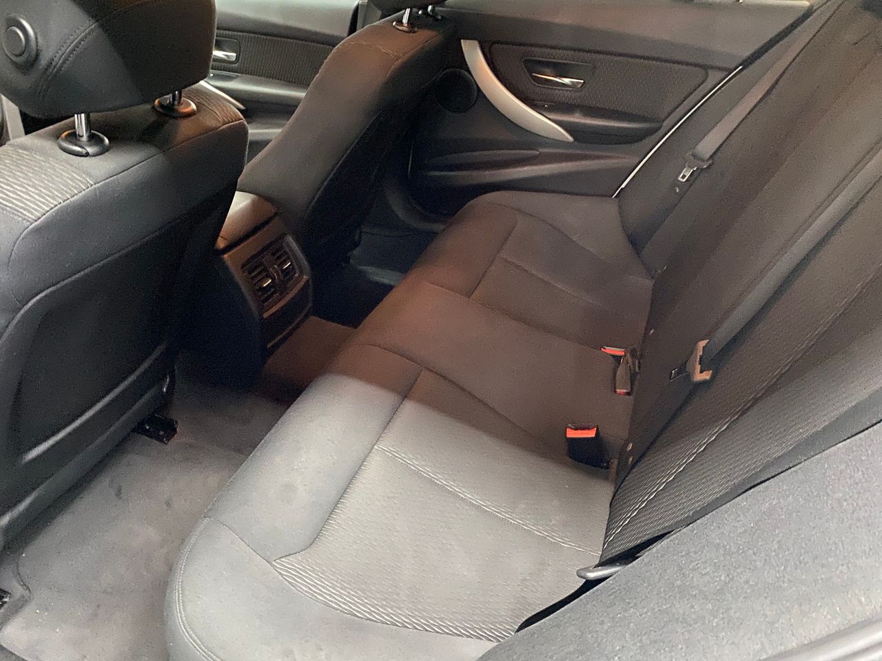 BMW Serie 3 318d Berlina - Foto 15