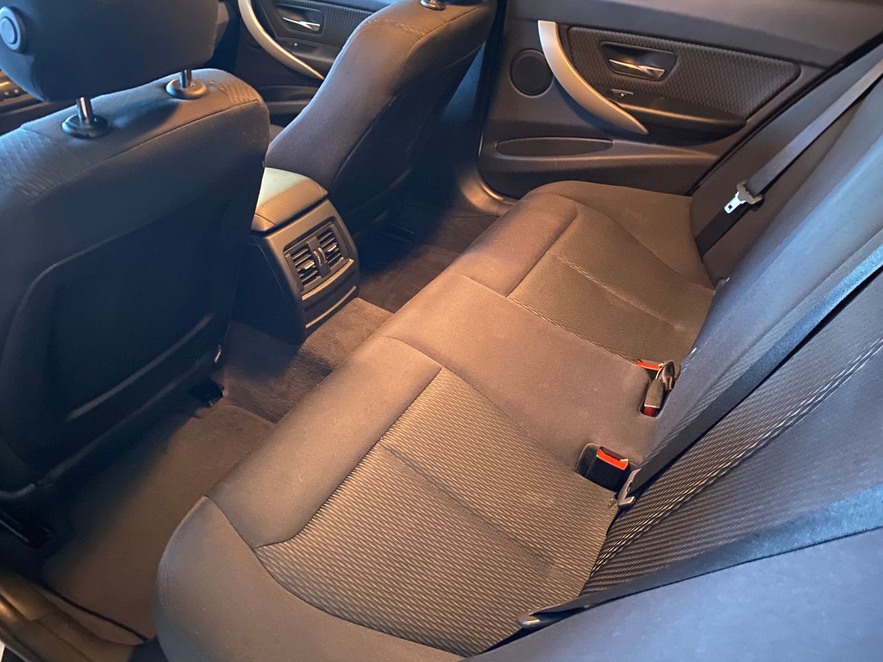 BMW Serie 3 318d Berlina - Foto 35