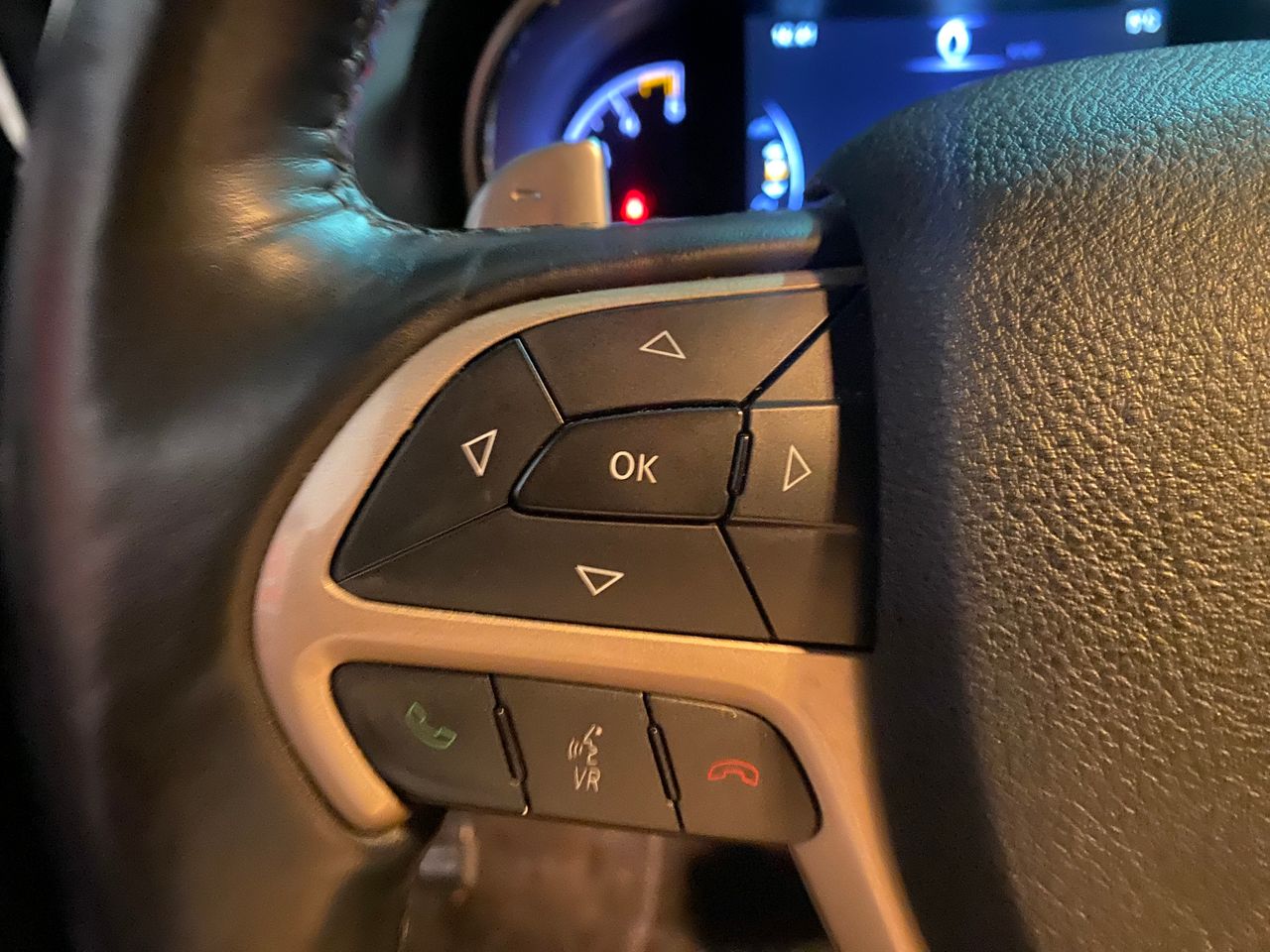 Jeep Grand Cherokee 3.0 V6 Diesel Limited 250 CV - Foto 27