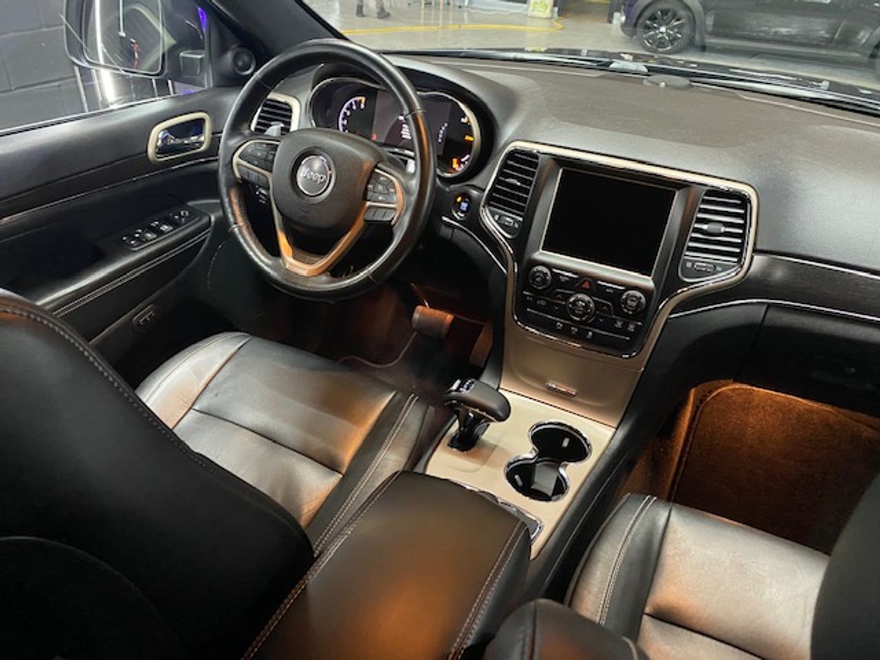 Jeep Grand Cherokee 3.0 V6 Diesel Limited 250 CV - Foto 30