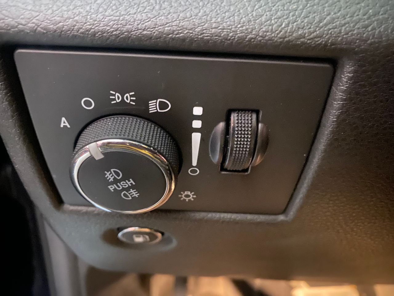 Jeep Grand Cherokee 3.0 V6 Diesel Limited 250 CV - Foto 26