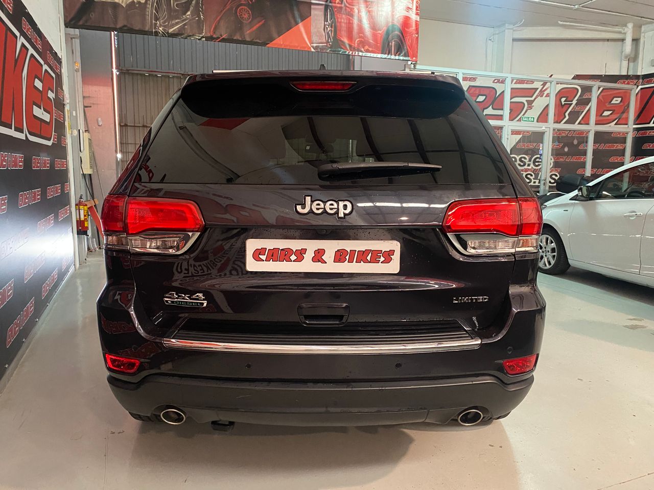 Jeep Grand Cherokee 3.0 V6 Diesel Limited 250 CV - Foto 9