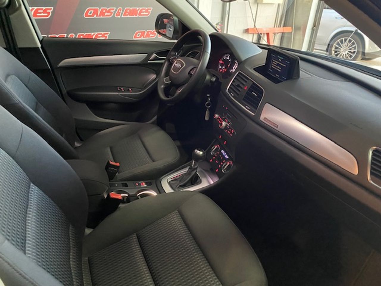 Audi Q3 2.0 TDI 140 CV quattro S tronic Ambiente - Foto 29