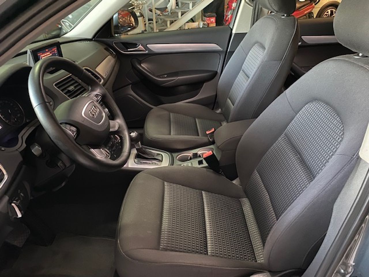 Audi Q3 2.0 TDI 140 CV quattro S tronic Ambiente - Foto 6