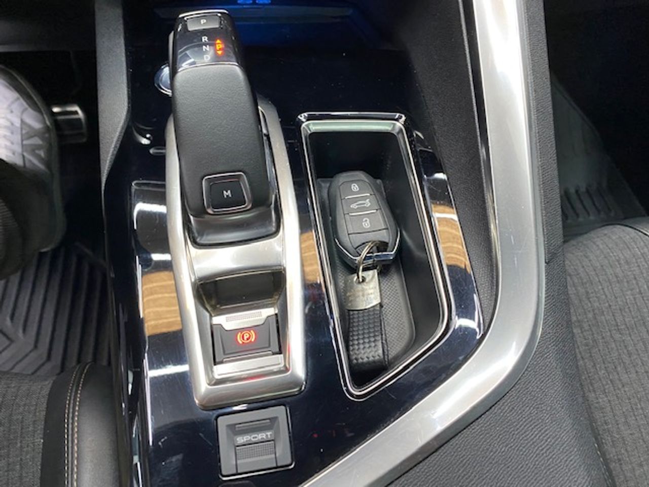 Peugeot 3008 Hybrid 1.5 BlueHDi 96kW 130CV SS GT Line - Foto 21