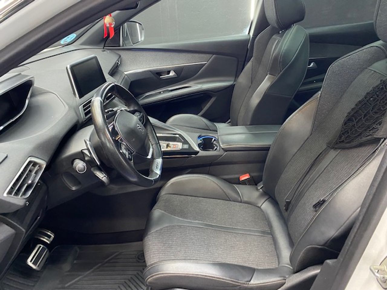 Peugeot 3008 Hybrid 1.5 BlueHDi 96kW 130CV SS GT Line - Foto 17