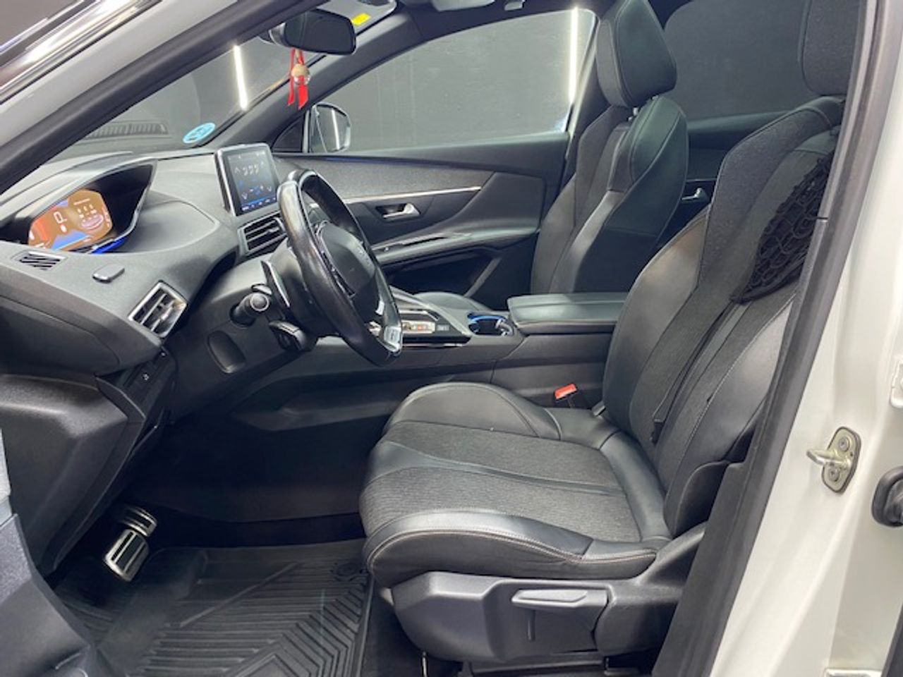 Peugeot 3008 Hybrid 1.5 BlueHDi 96kW 130CV SS GT Line - Foto 26