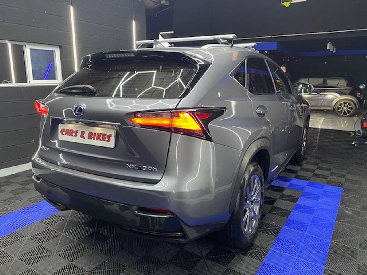 Lexus NX 2.5 300h Corporate 2WD  Navibox - Foto 21
