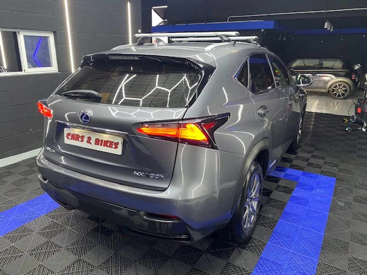 Lexus NX 2.5 300h Corporate 2WD  Navibox - Foto 22