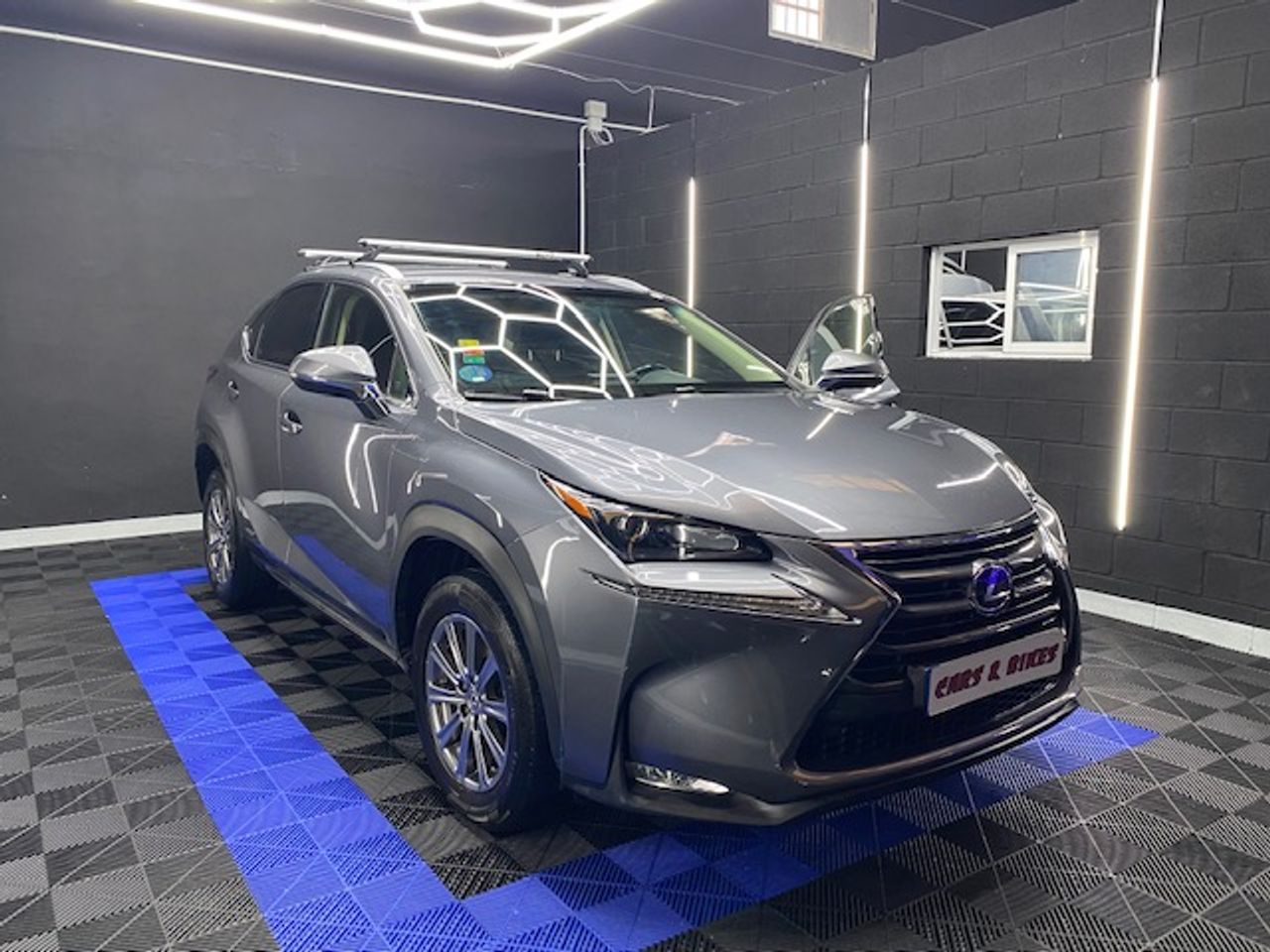 Lexus NX 2.5 300h Corporate 2WD  Navibox - Foto 6