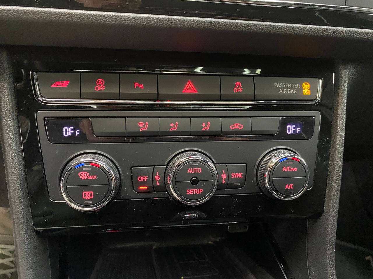 Seat Leon León ST 2.0 TSI 221 kW (300 CV) 4Drive DSG-7 Start&Stop CUPRA - Foto 18