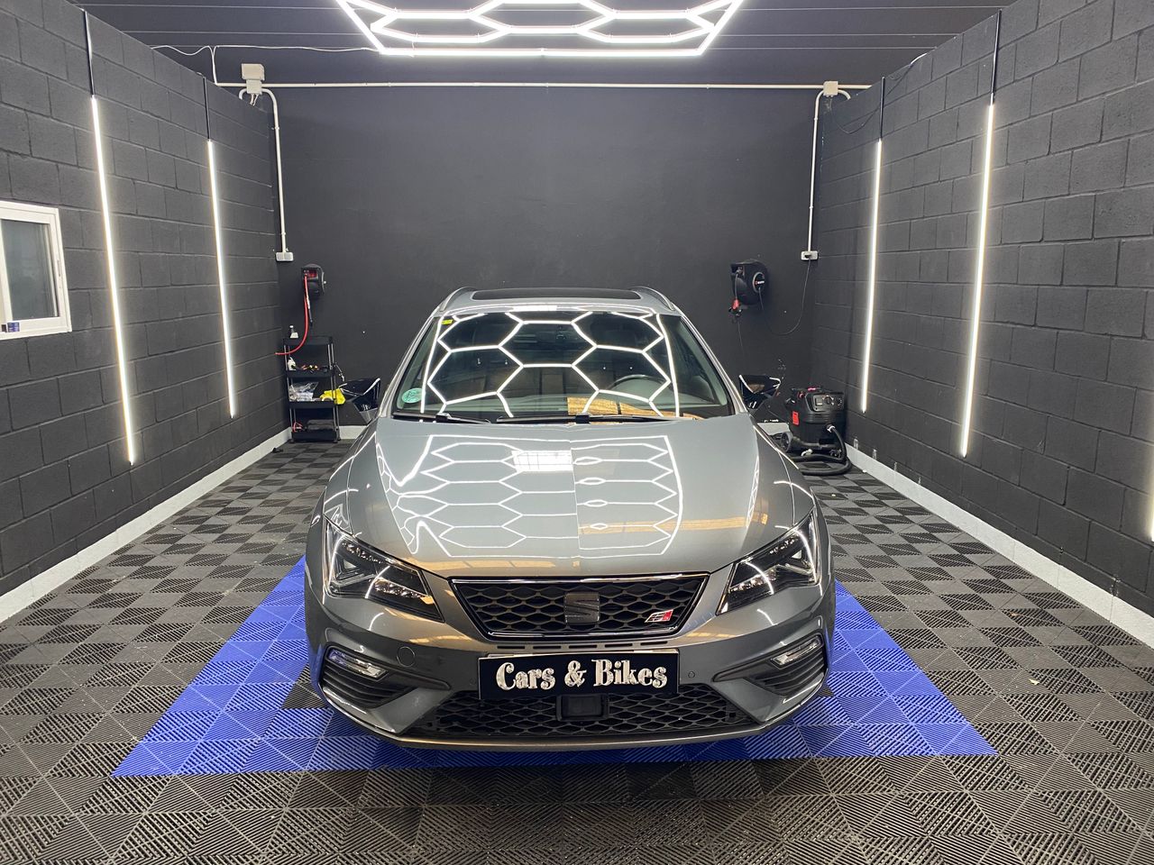 Seat Leon León ST 2.0 TSI 221 kW (300 CV) 4Drive DSG-7 Start&Stop CUPRA - Foto 8