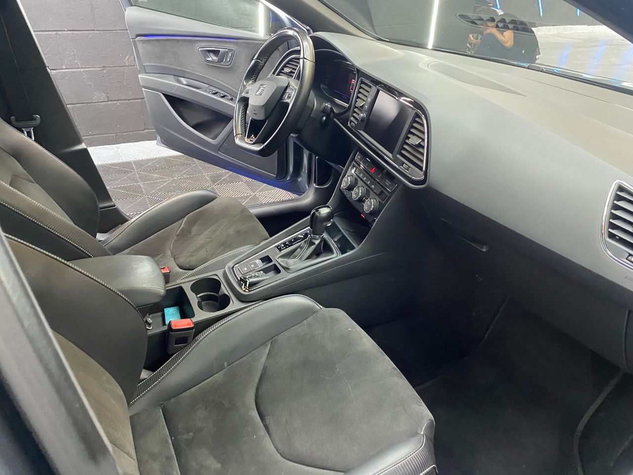 Seat Leon León ST 2.0 TSI 221 kW (300 CV) 4Drive DSG-7 Start&Stop CUPRA - Foto 12