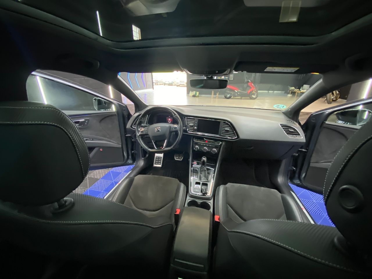 Seat Leon León ST 2.0 TSI 221 kW (300 CV) 4Drive DSG-7 Start&Stop CUPRA - Foto 15