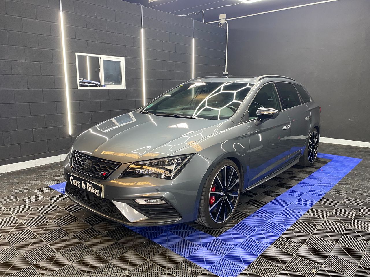 Seat Leon León ST 2.0 TSI 221 kW (300 CV) 4Drive DSG-7 Start&Stop CUPRA - Foto 4