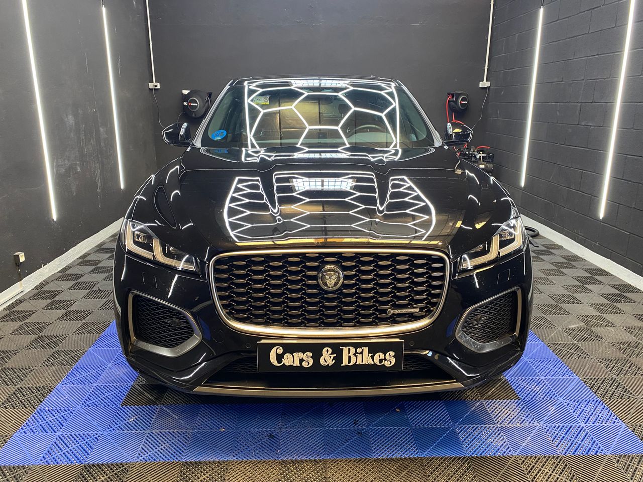 Jaguar F-Pace 2.0 I4 PHEV 404PS AWD Auto RDynamic SE - Foto 32