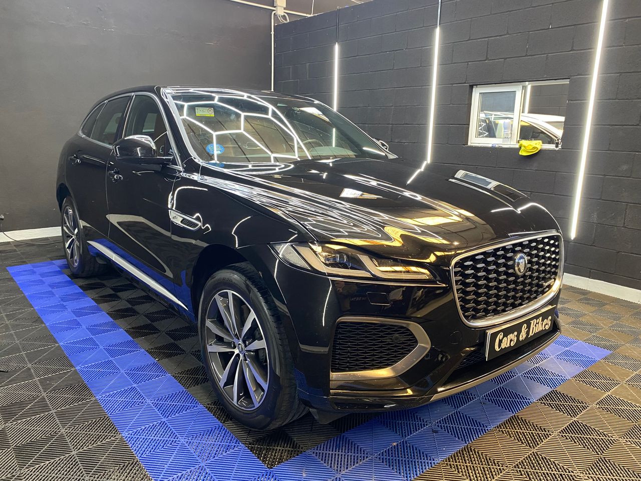 Jaguar F-Pace 2.0 I4 PHEV 404PS AWD Auto RDynamic SE - Foto 5