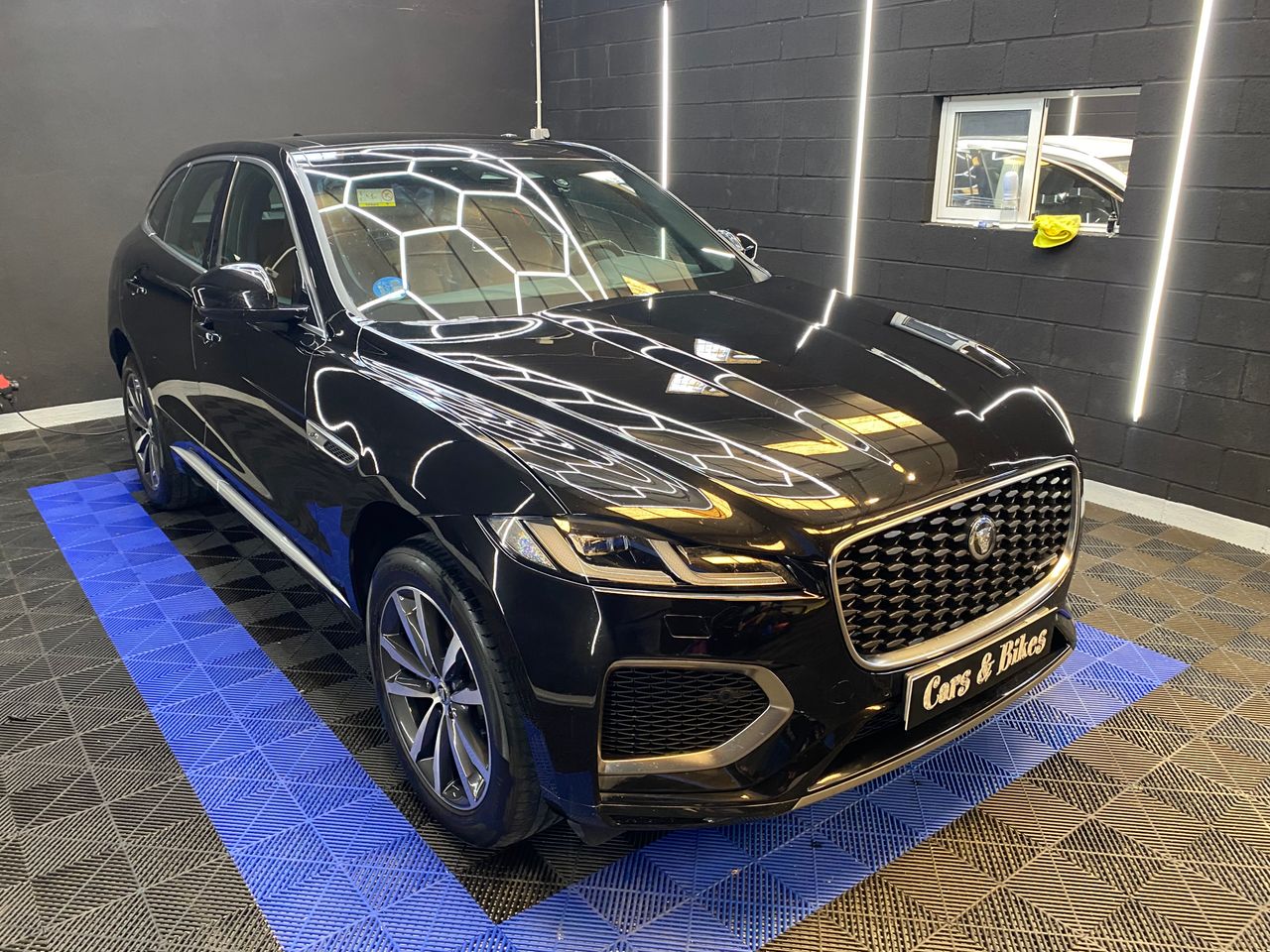 Jaguar F-Pace 2.0 I4 PHEV 404PS AWD Auto RDynamic SE - Foto 10