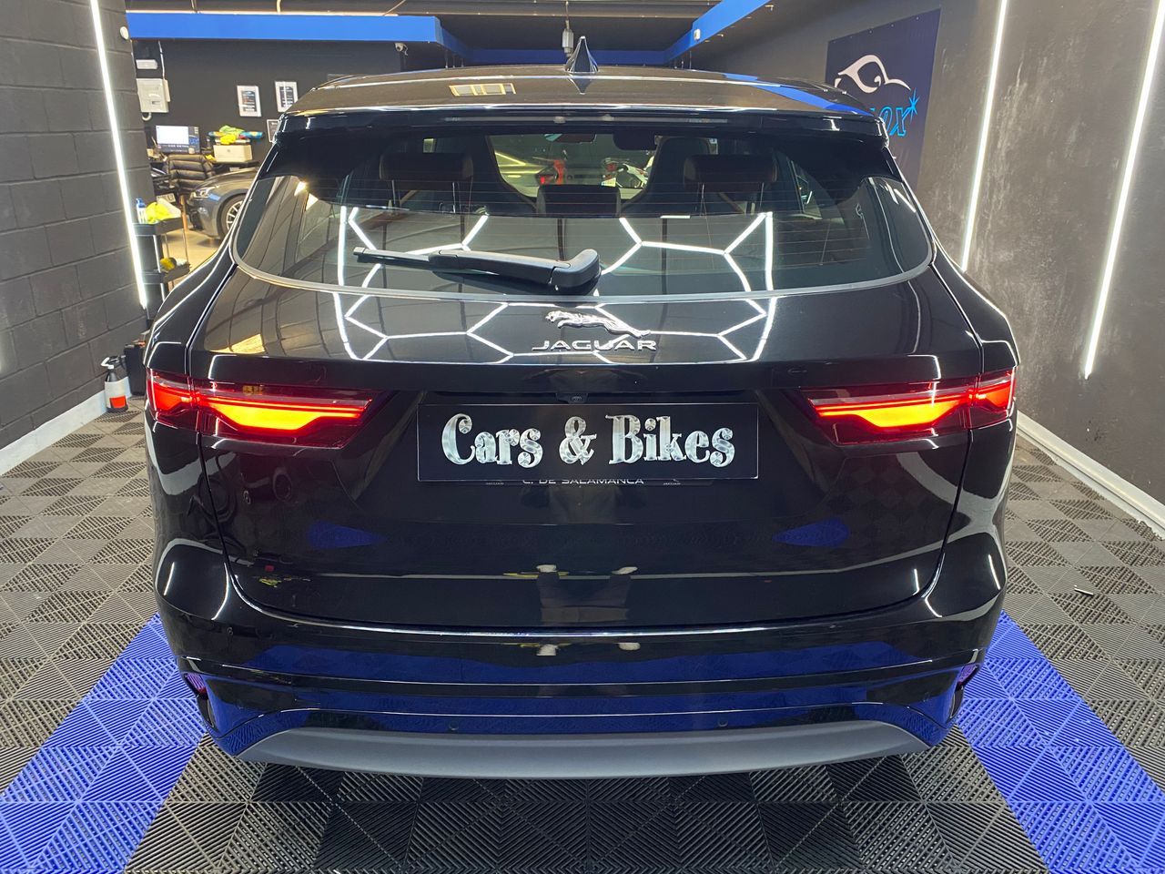 Jaguar F-Pace 2.0 I4 PHEV 404PS AWD Auto RDynamic SE - Foto 6