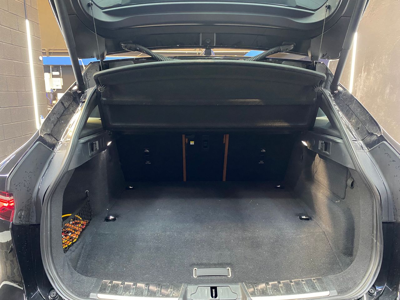 Jaguar F-Pace 2.0 I4 PHEV 404PS AWD Auto RDynamic SE - Foto 17