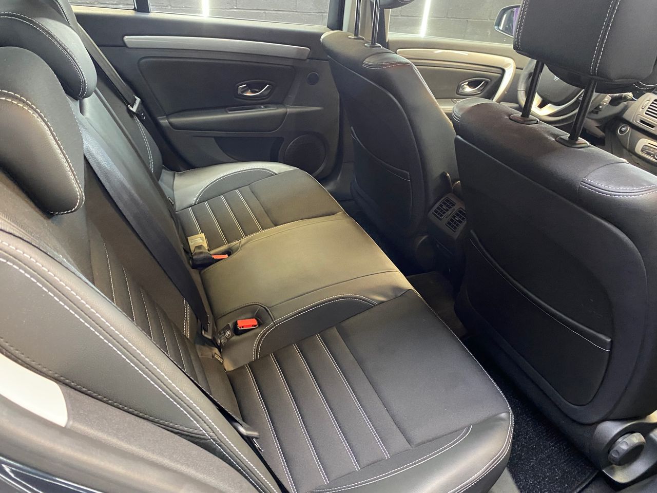 Renault Laguna Dynamique TomTom 2.0 16V 140 - Foto 15