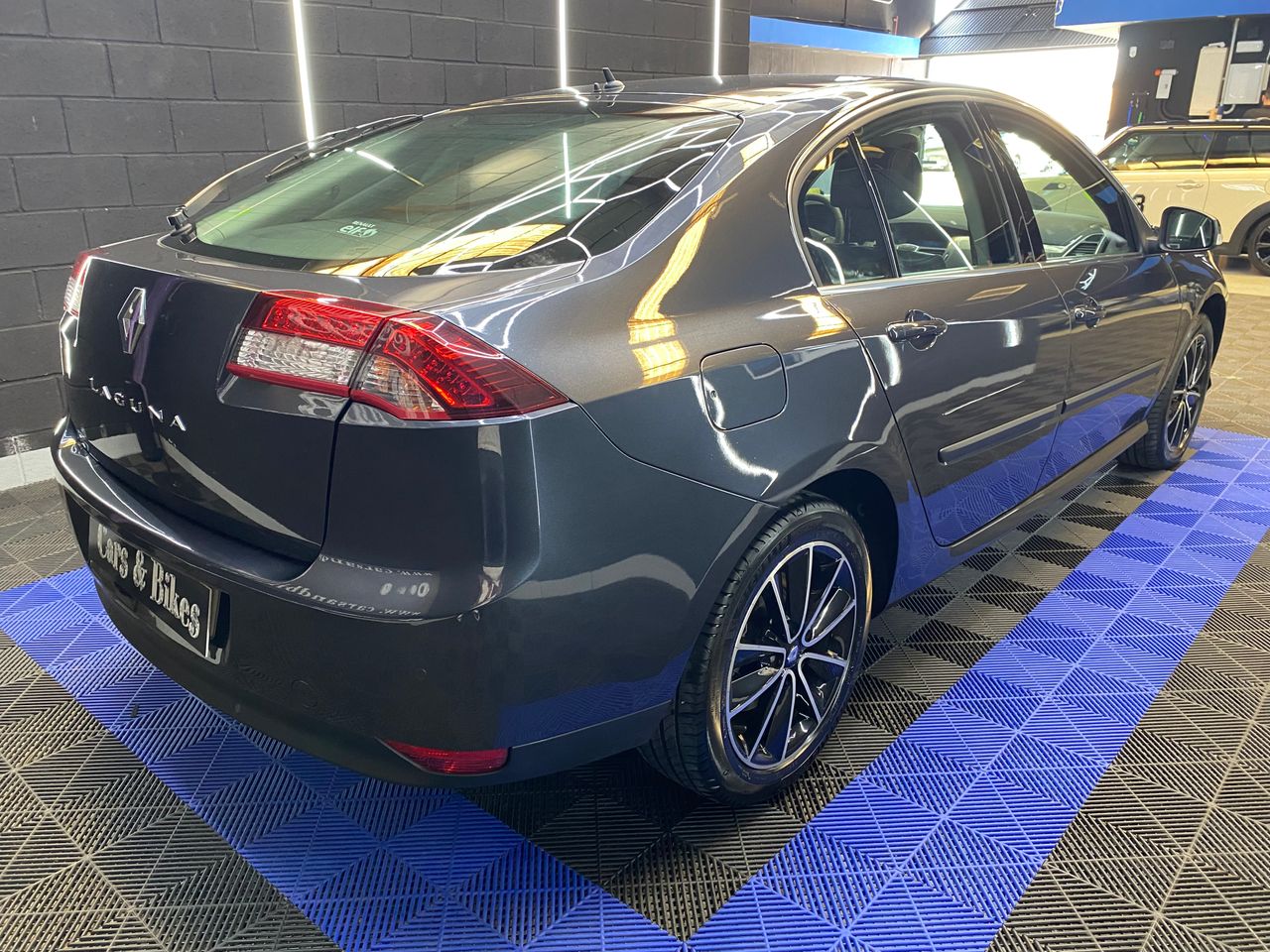 Renault Laguna Dynamique TomTom 2.0 16V 140 - Foto 13