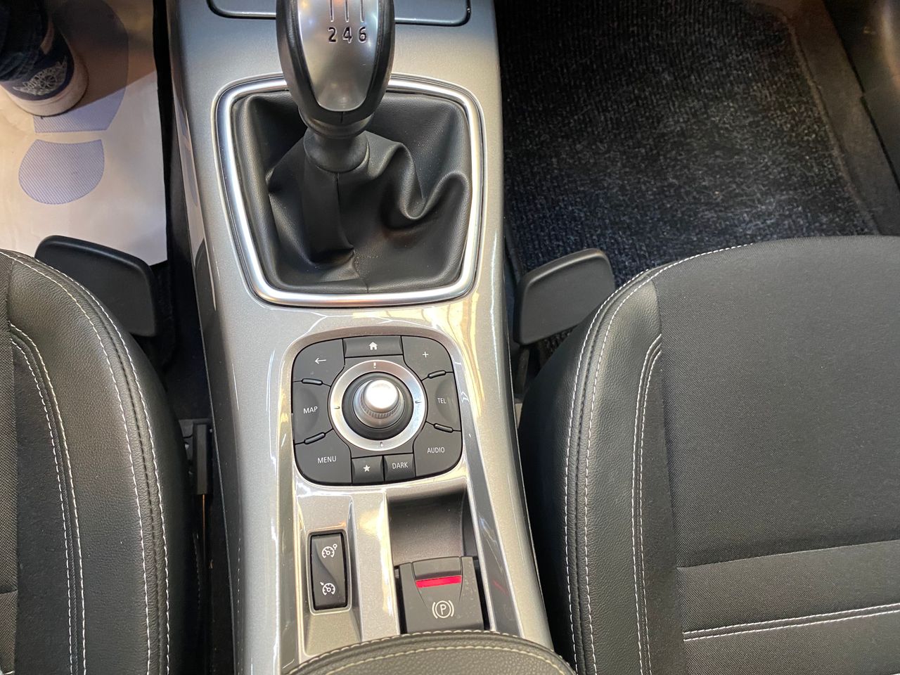 Renault Laguna Dynamique TomTom 2.0 16V 140 - Foto 20