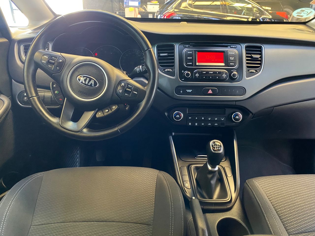 Kia Carens 1.6 GDi 99 kW - Foto 15
