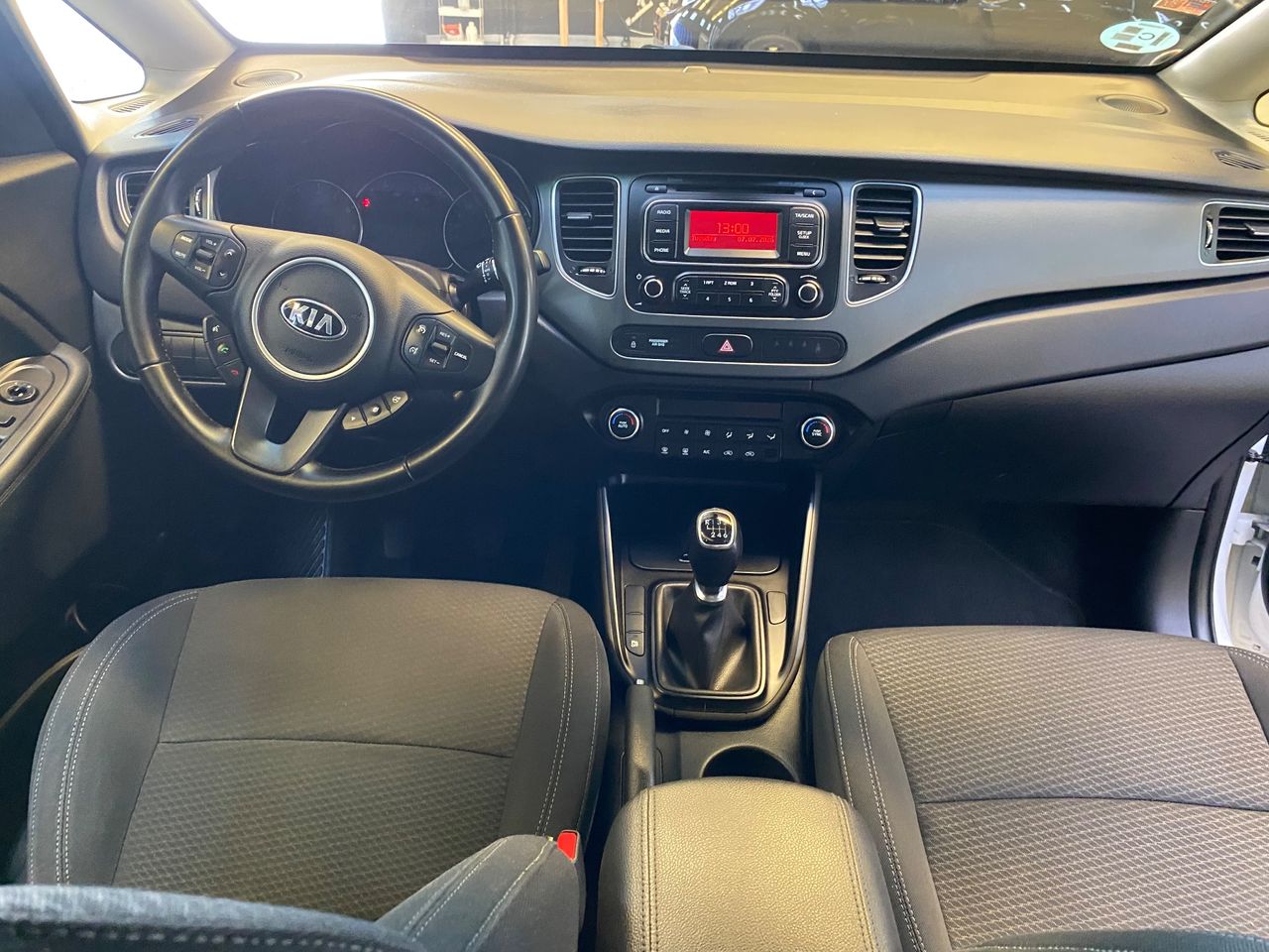 Kia Carens 1.6 GDi 99 kW - Foto 16