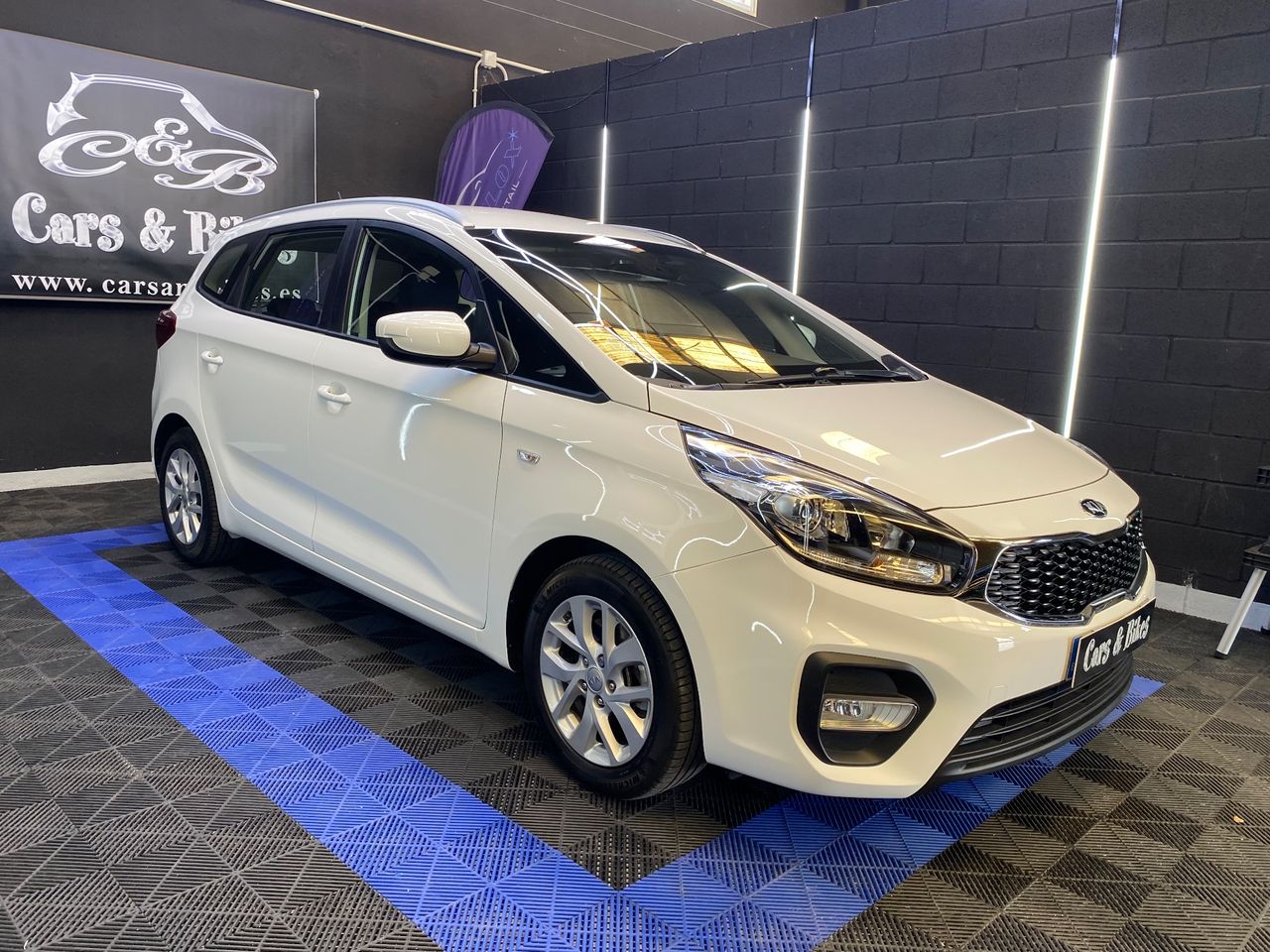 Kia Carens 1.6 GDi 99 kW - Foto 8